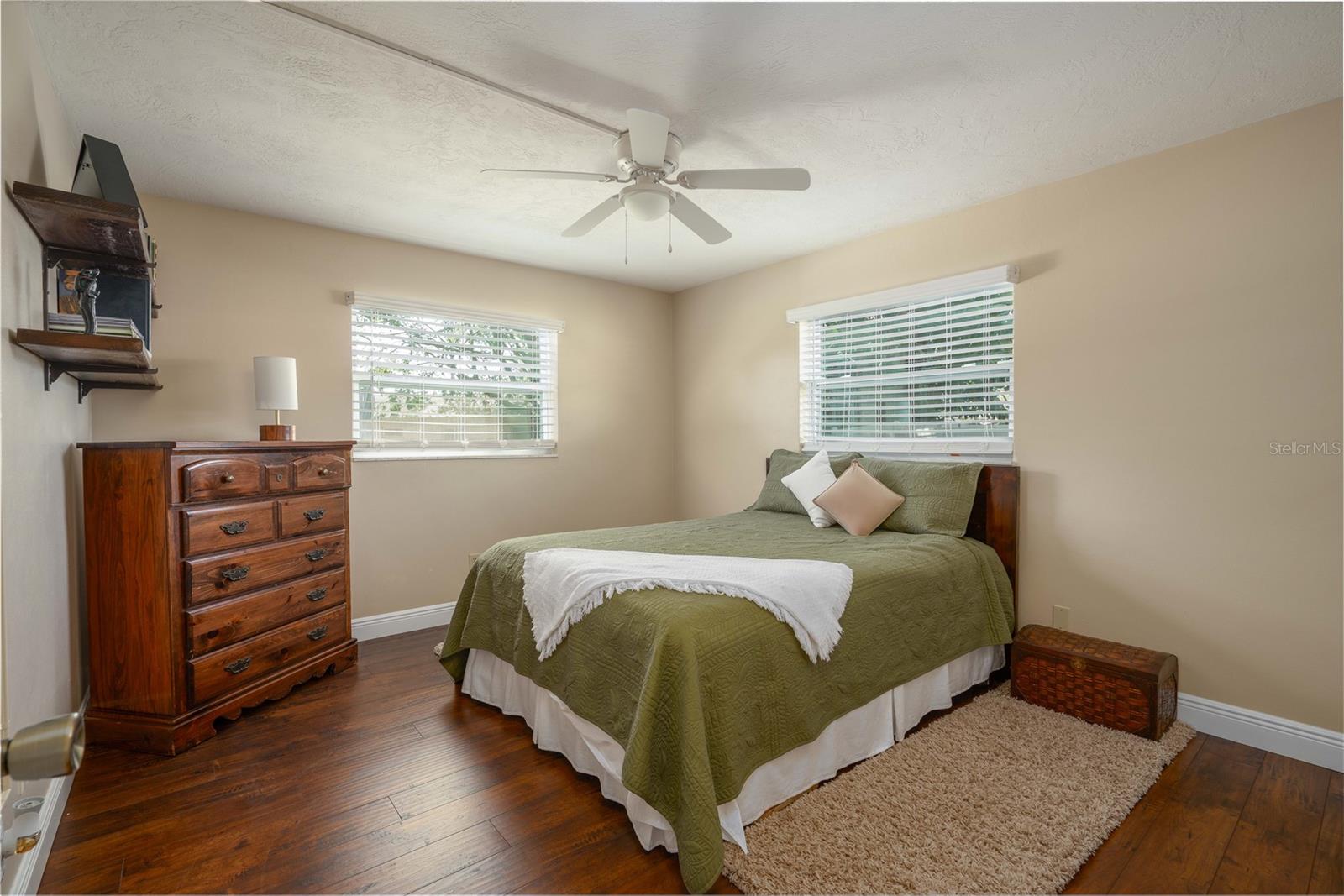 Image 35 of 51 For 11438 126th Terrace