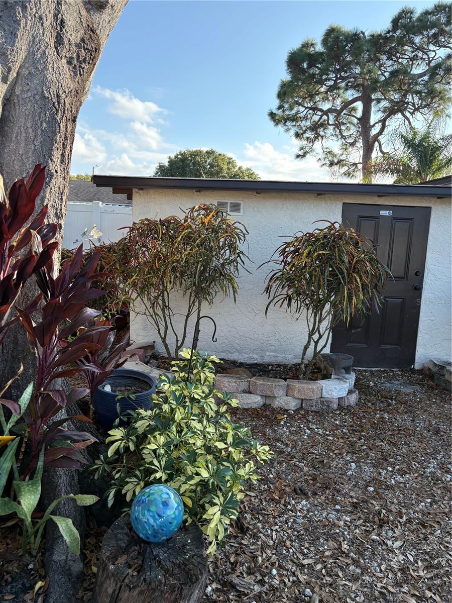 Image 26 of 39 For 6164 97th Terrace N