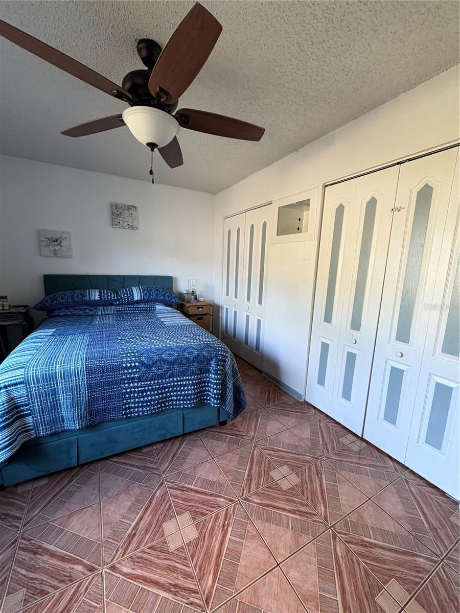 Image 9 of 39 For 6164 97th Terrace N