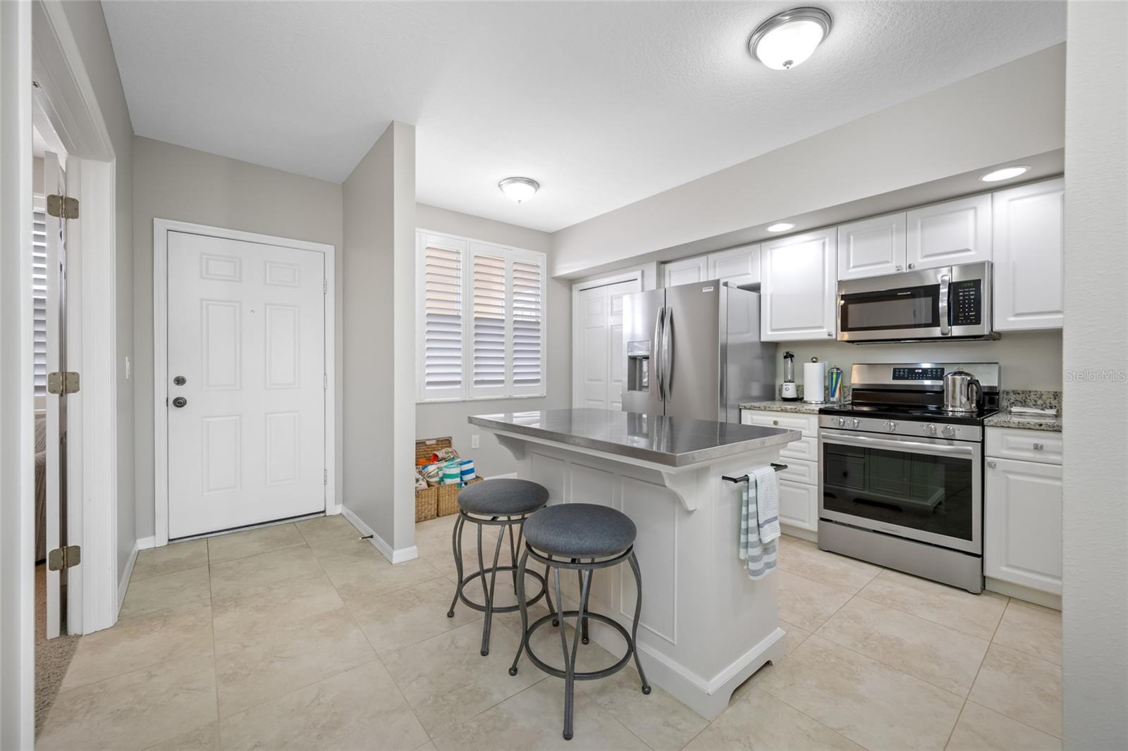 Image 17 of 46 For 960 Starkey Road 5504