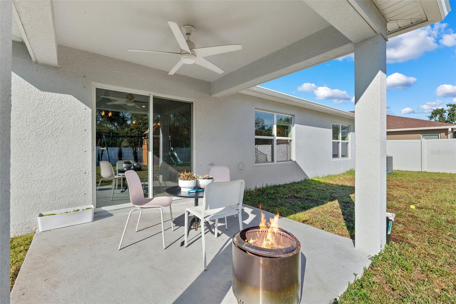 Image 22 of 27 For 12566 Achasta Boulevard