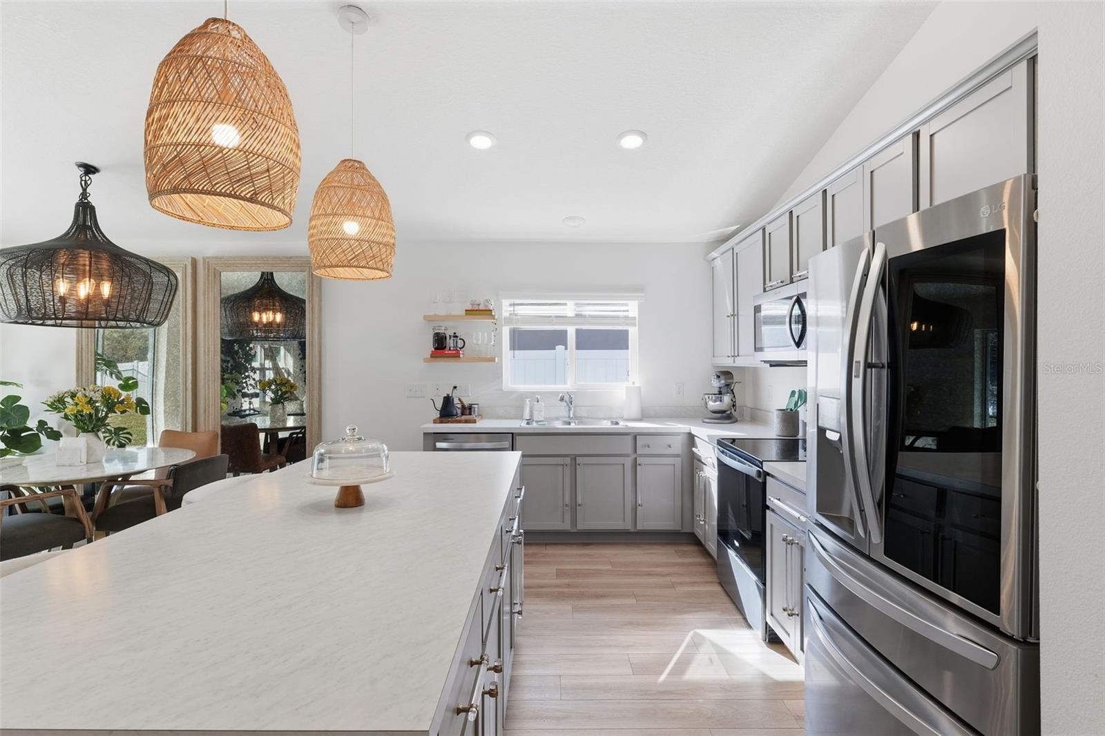 Image 6 of 27 For 12566 Achasta Boulevard