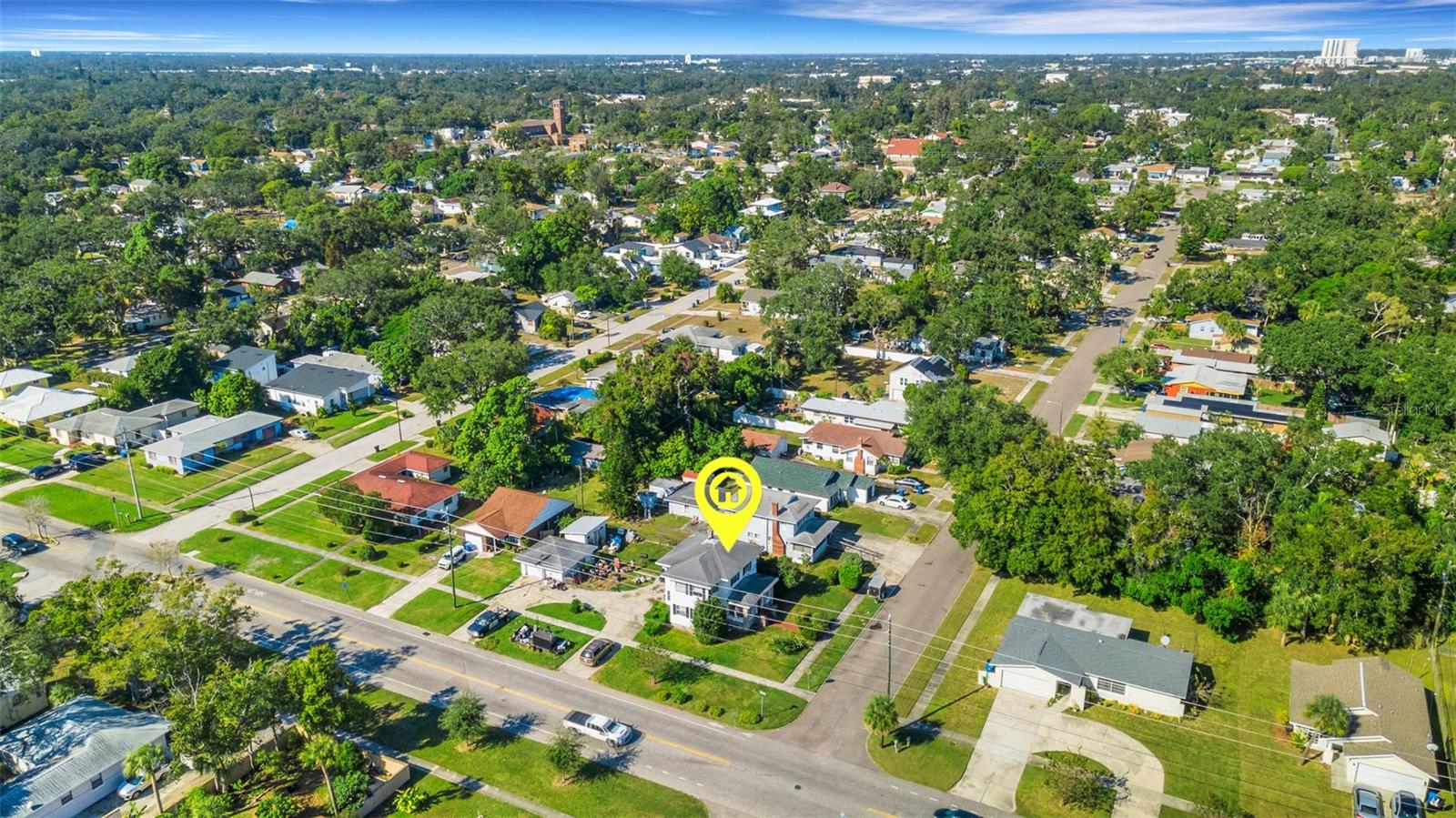 Image 24 of 34 For 2555 Queen St S