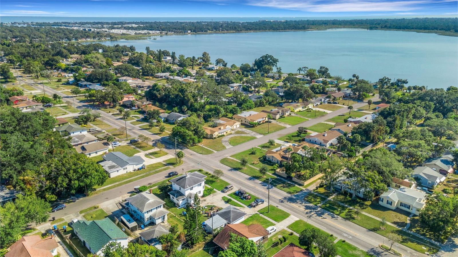 Image 26 of 34 For 2555 Queen St S