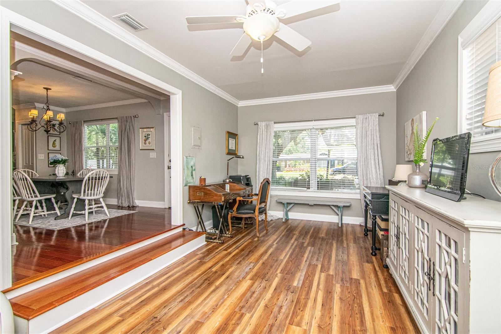 Image 17 of 32 For 2618 Toronto Avenue