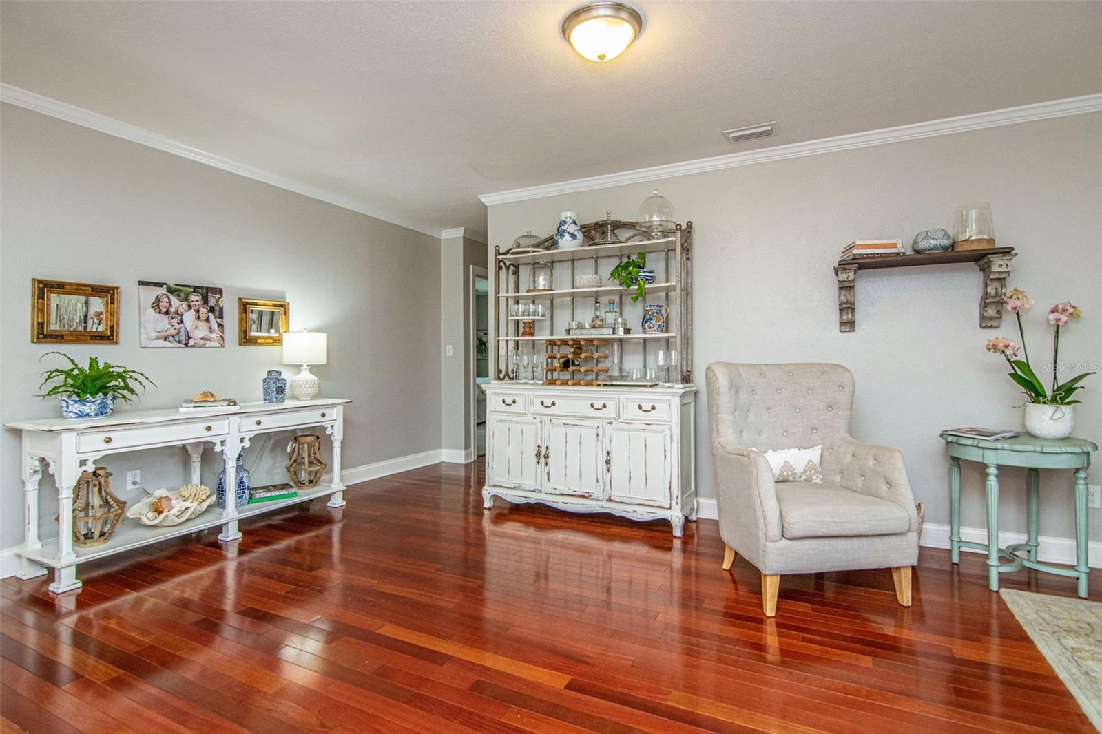 Image 9 of 32 For 2618 Toronto Avenue