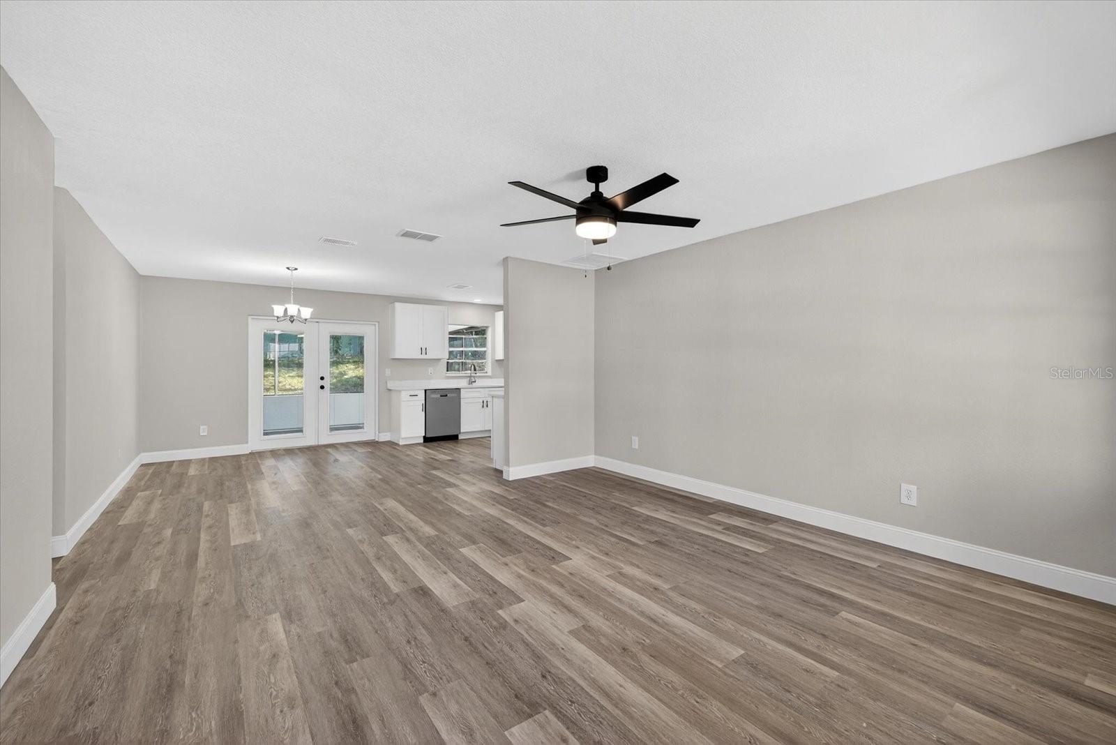 Image 4 of 30 For 1116 Sagamore Drive