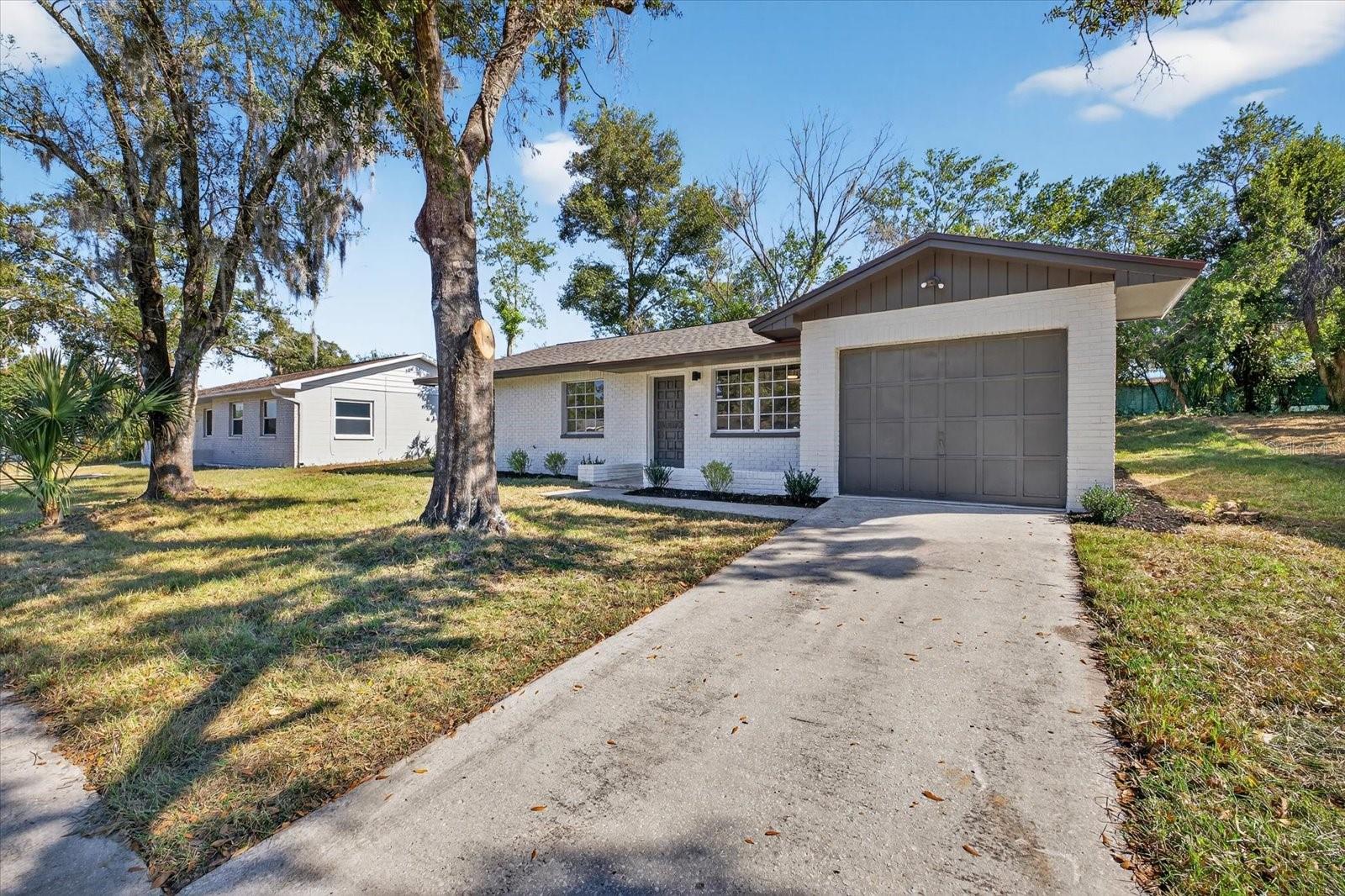 Image 5 of 30 For 1116 Sagamore Drive