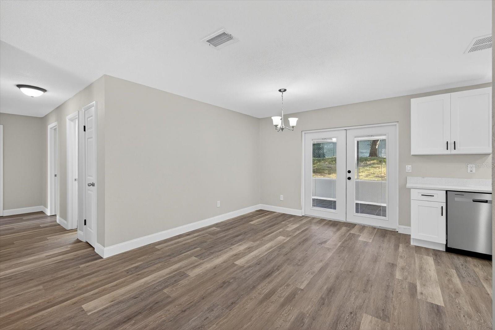 Image 8 of 30 For 1116 Sagamore Drive