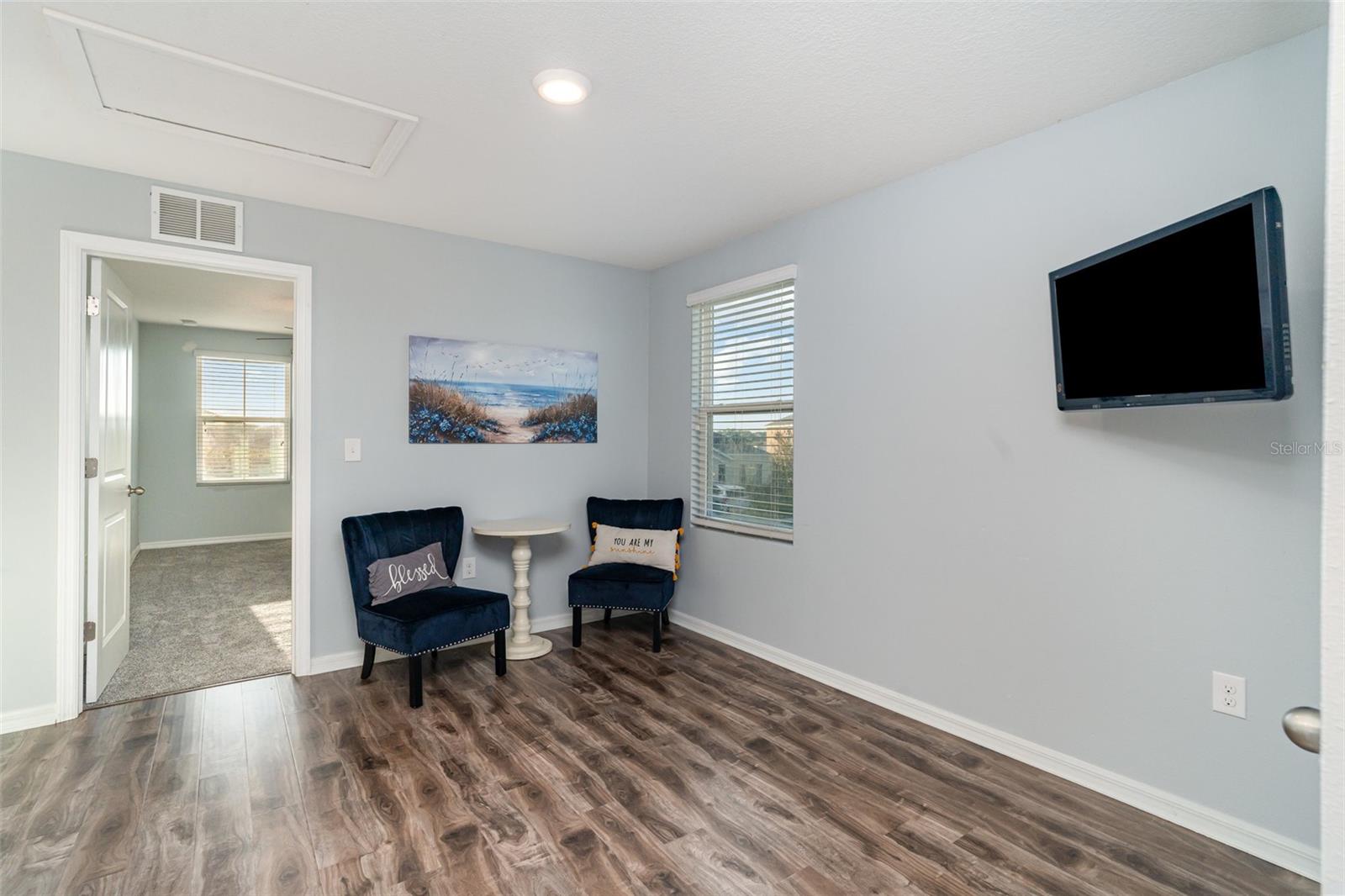 Image 27 of 35 For 335 Gris Sky Lane