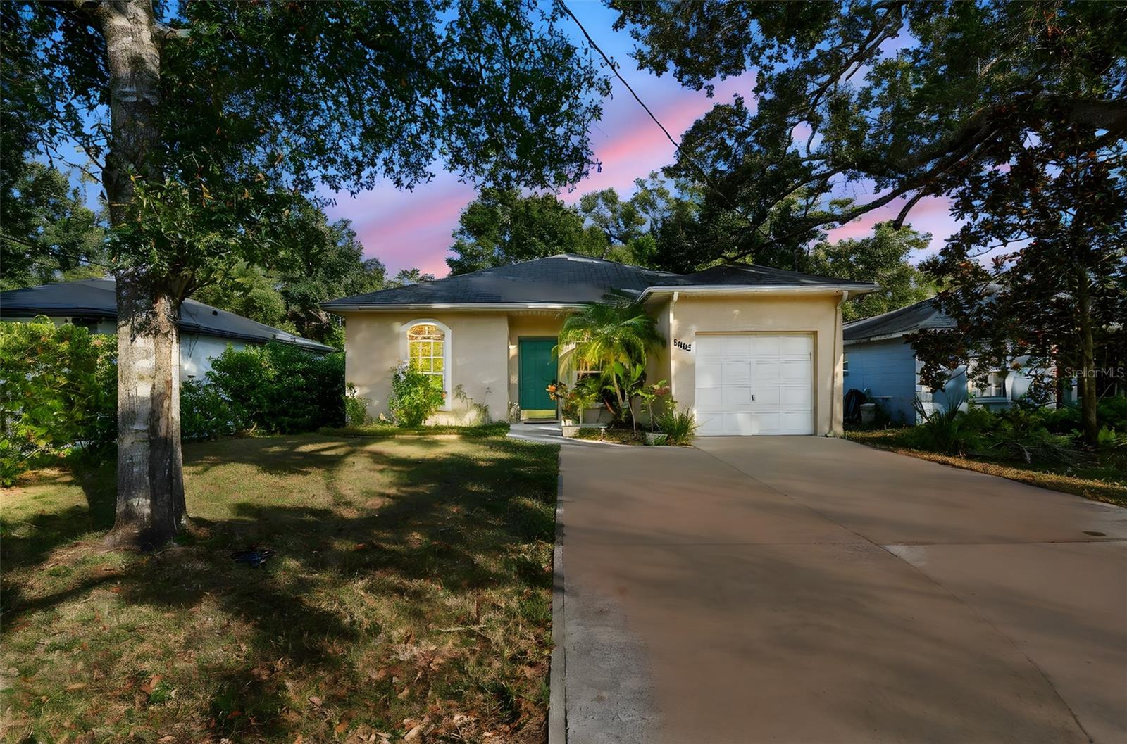 Details for 8127 Packwood Avenue, TAMPA, FL 33604