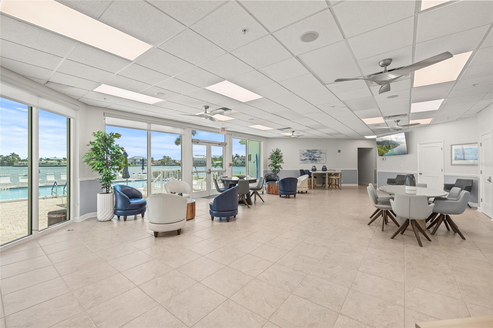 Image 20 of 32 For 420 64th Avenue 307