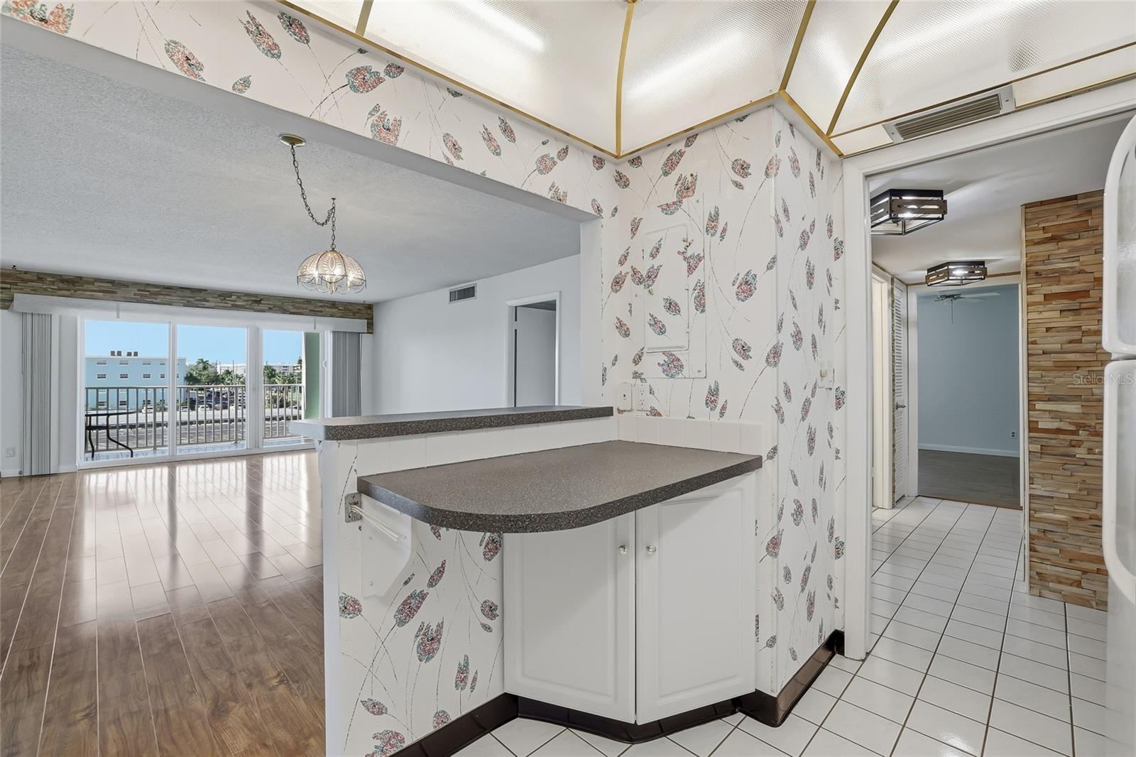 Image 8 of 32 For 420 64th Avenue 307