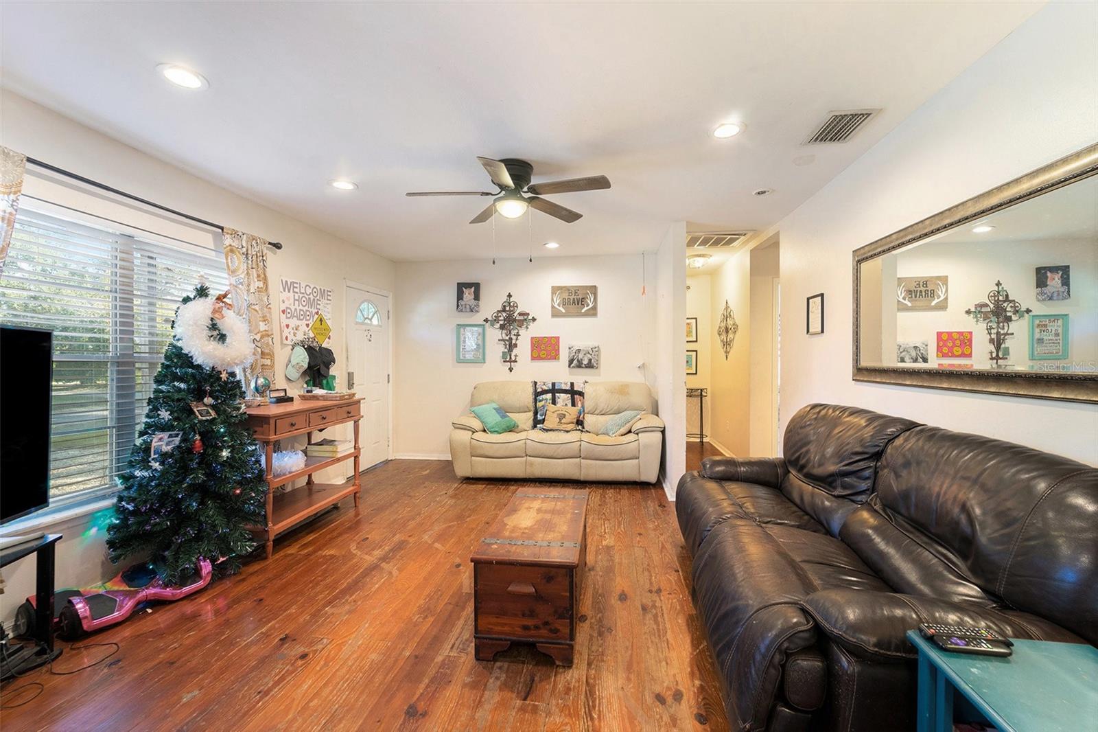 Image 5 of 15 For 2215 Wallace Road