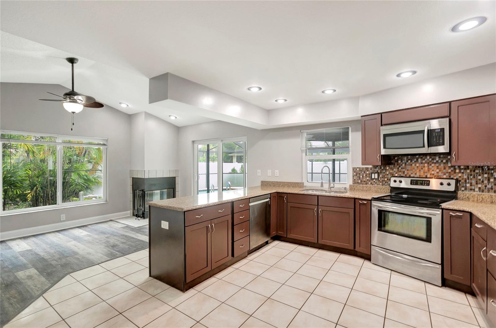 Image 14 of 53 For 8635 Chadwick Drive