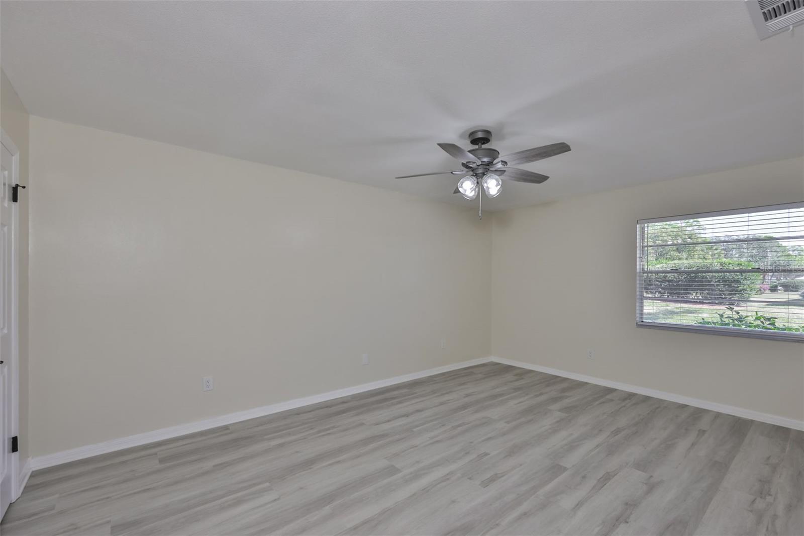 Image 28 of 98 For 1218 Haddington Circle 74