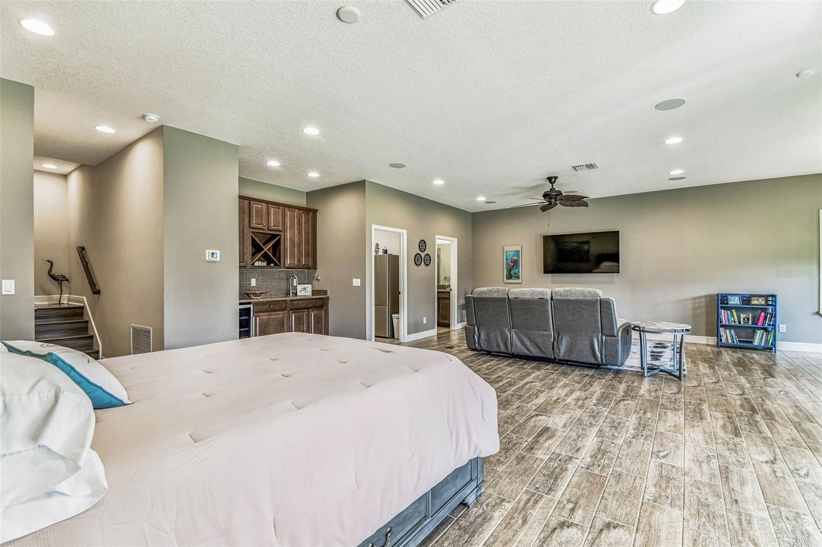 Image 33 of 91 For 1580 Lavello Lane