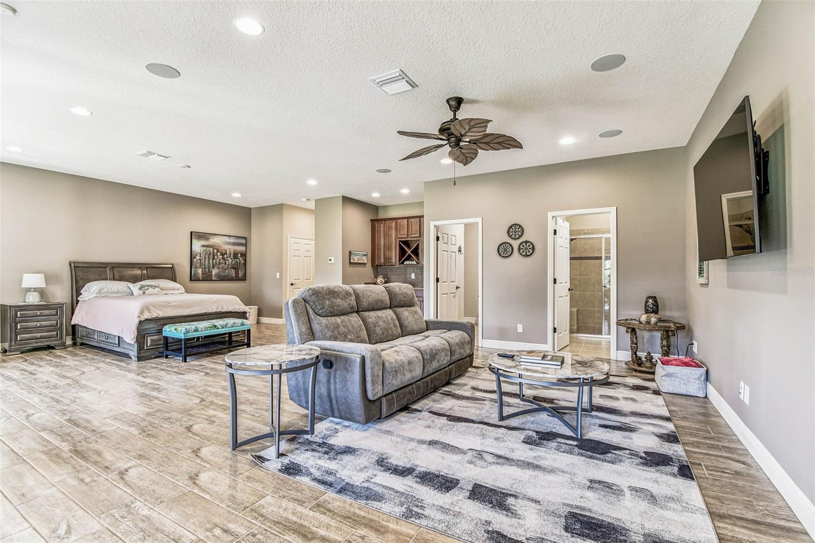 Image 38 of 91 For 1580 Lavello Lane