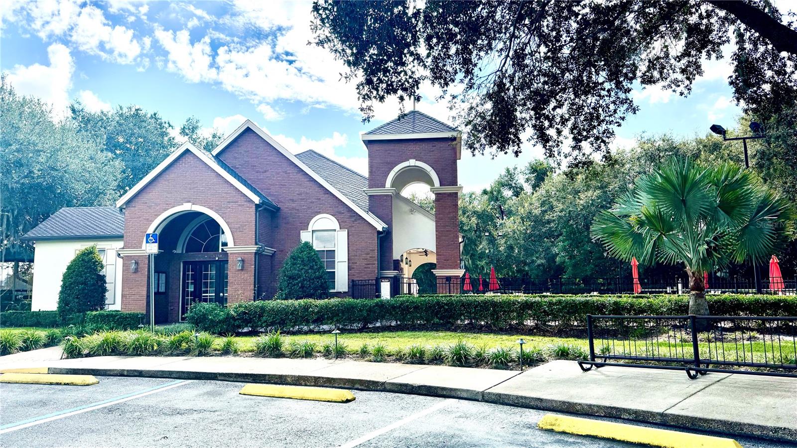 Image 35 of 44 For 6220 Hedgesparrows Lane