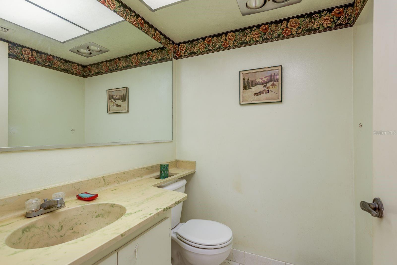 Image 17 of 34 For 2630 Pearce Drive 102