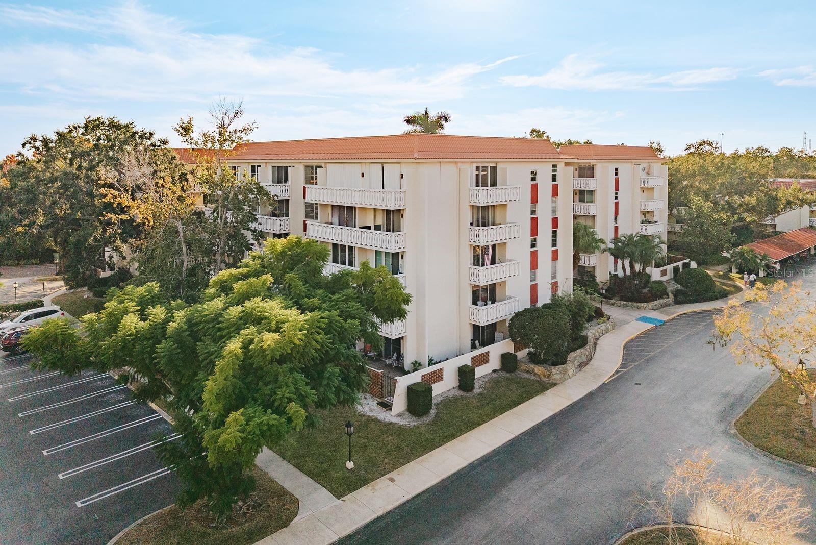 Image 27 of 34 For 2630 Pearce Drive 102