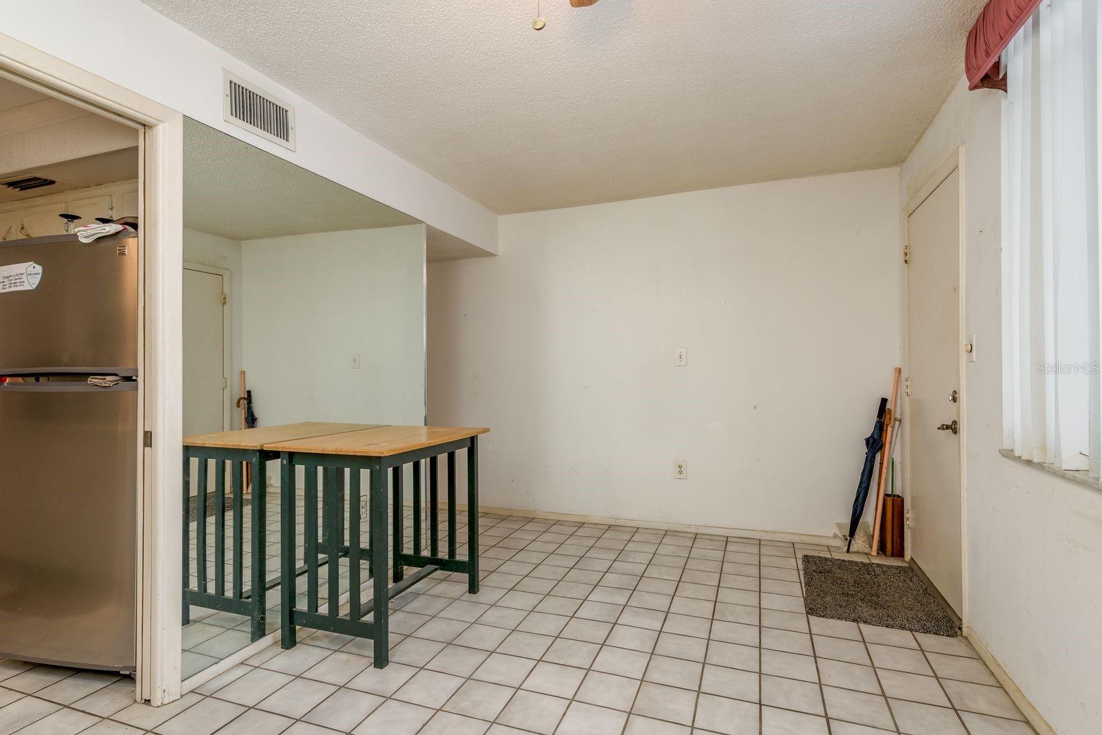 Image 7 of 34 For 2630 Pearce Drive 102