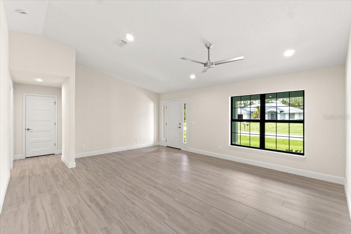 Image 28 of 34 For 9171 Prospect Avenue