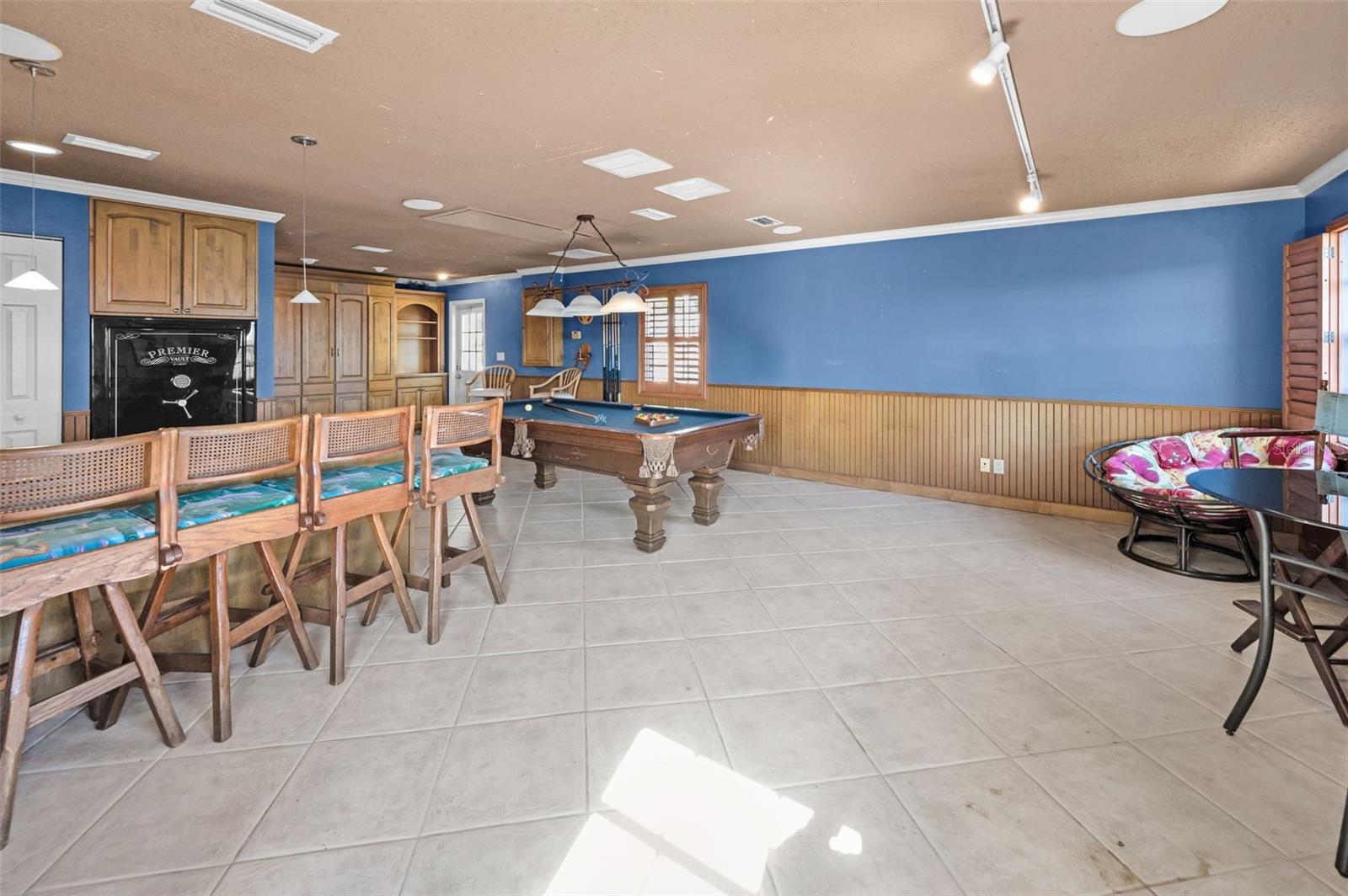 Image 69 of 99 For 1302 Belcher Drive