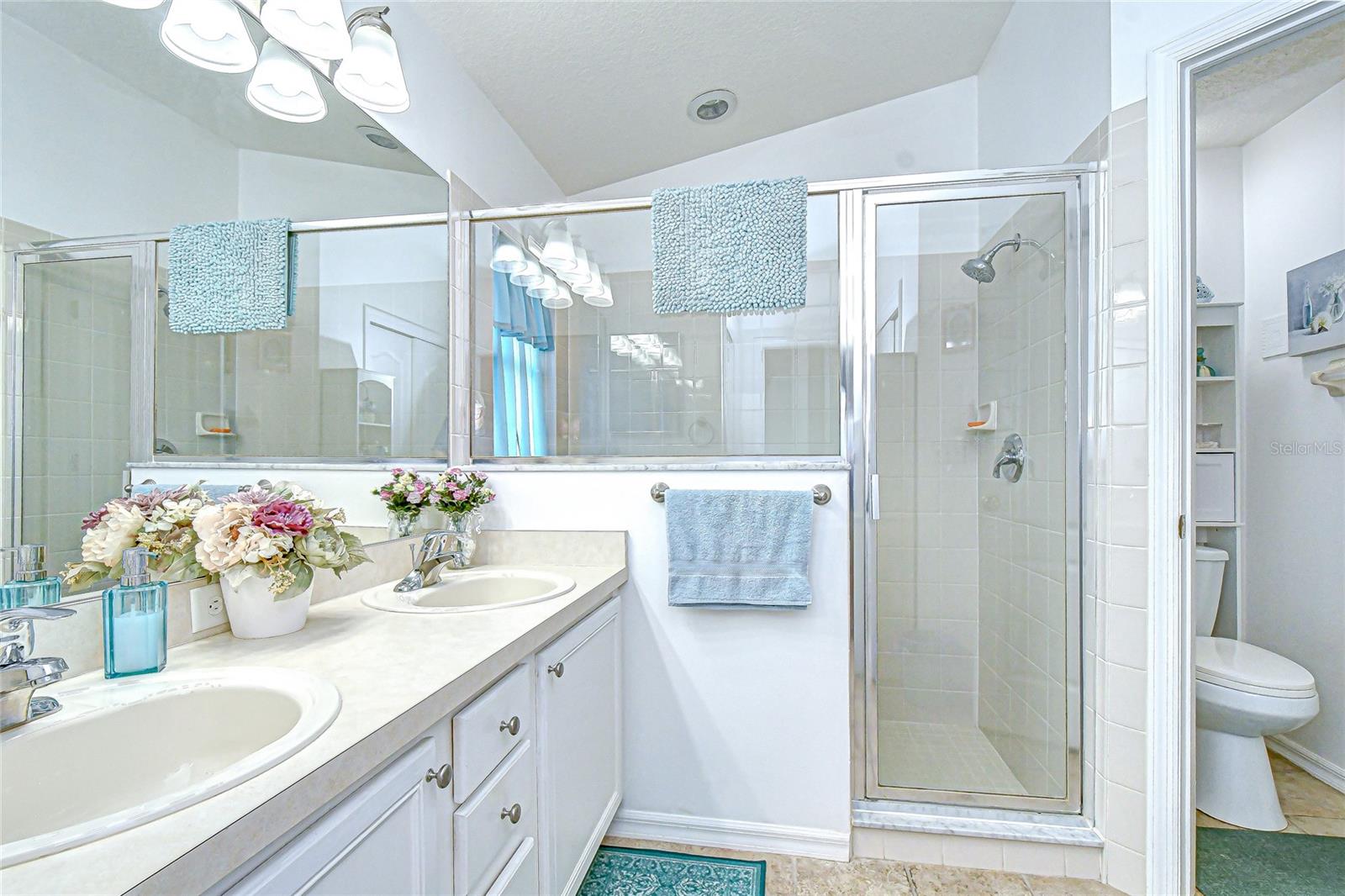 Image 14 of 38 For 10245 Buncombe Way