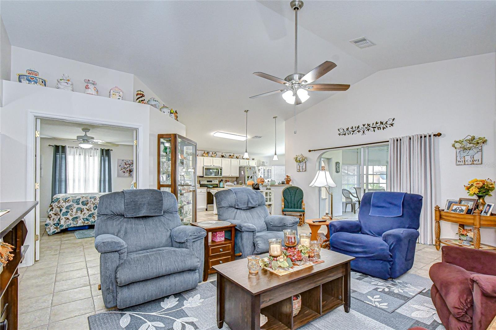 Image 5 of 38 For 10245 Buncombe Way