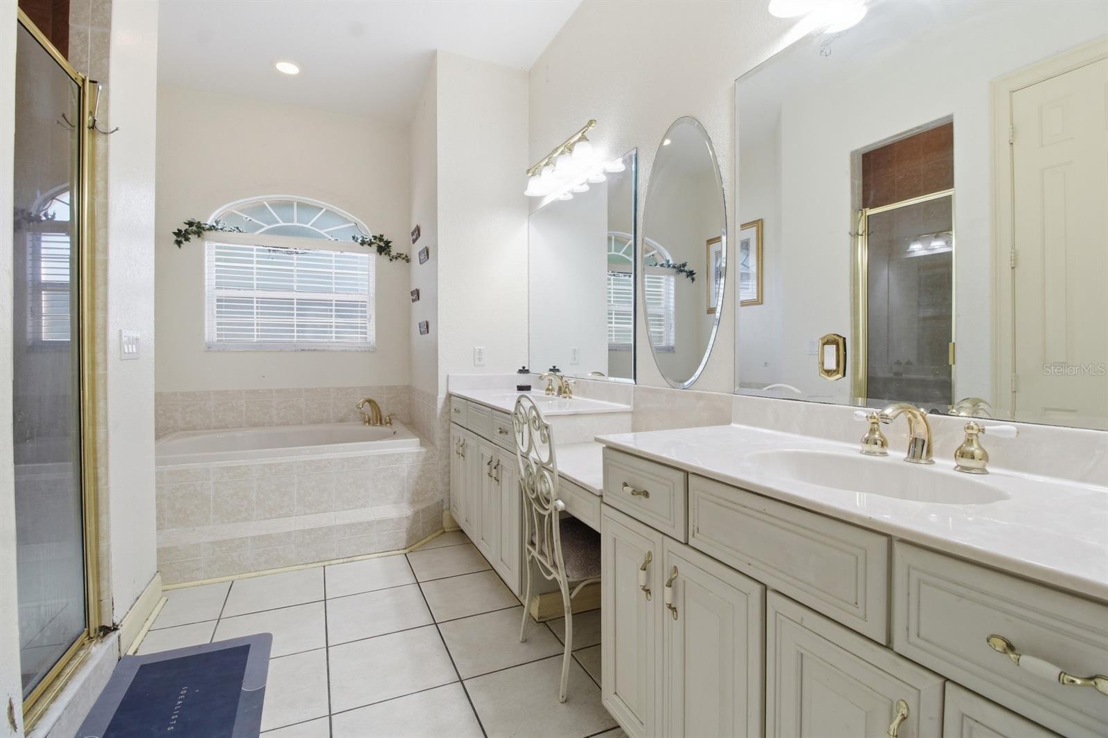 Image 28 of 43 For 1218 37th Street Nw