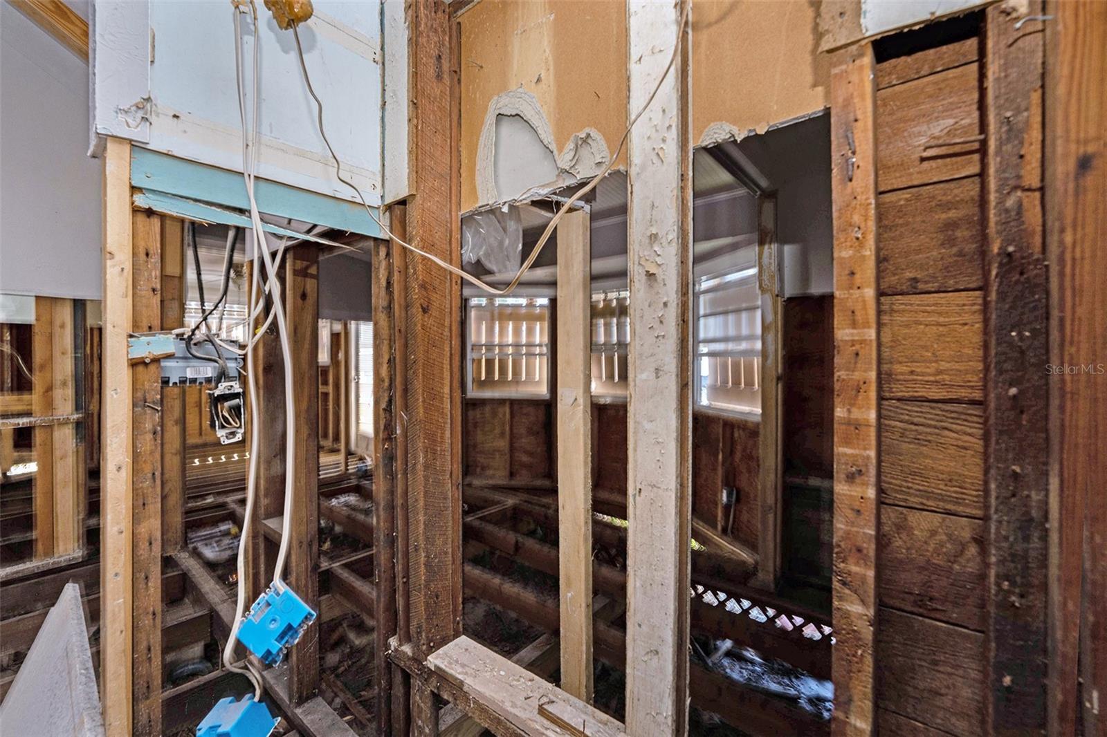 Image 13 of 35 For 125 95th Avenue