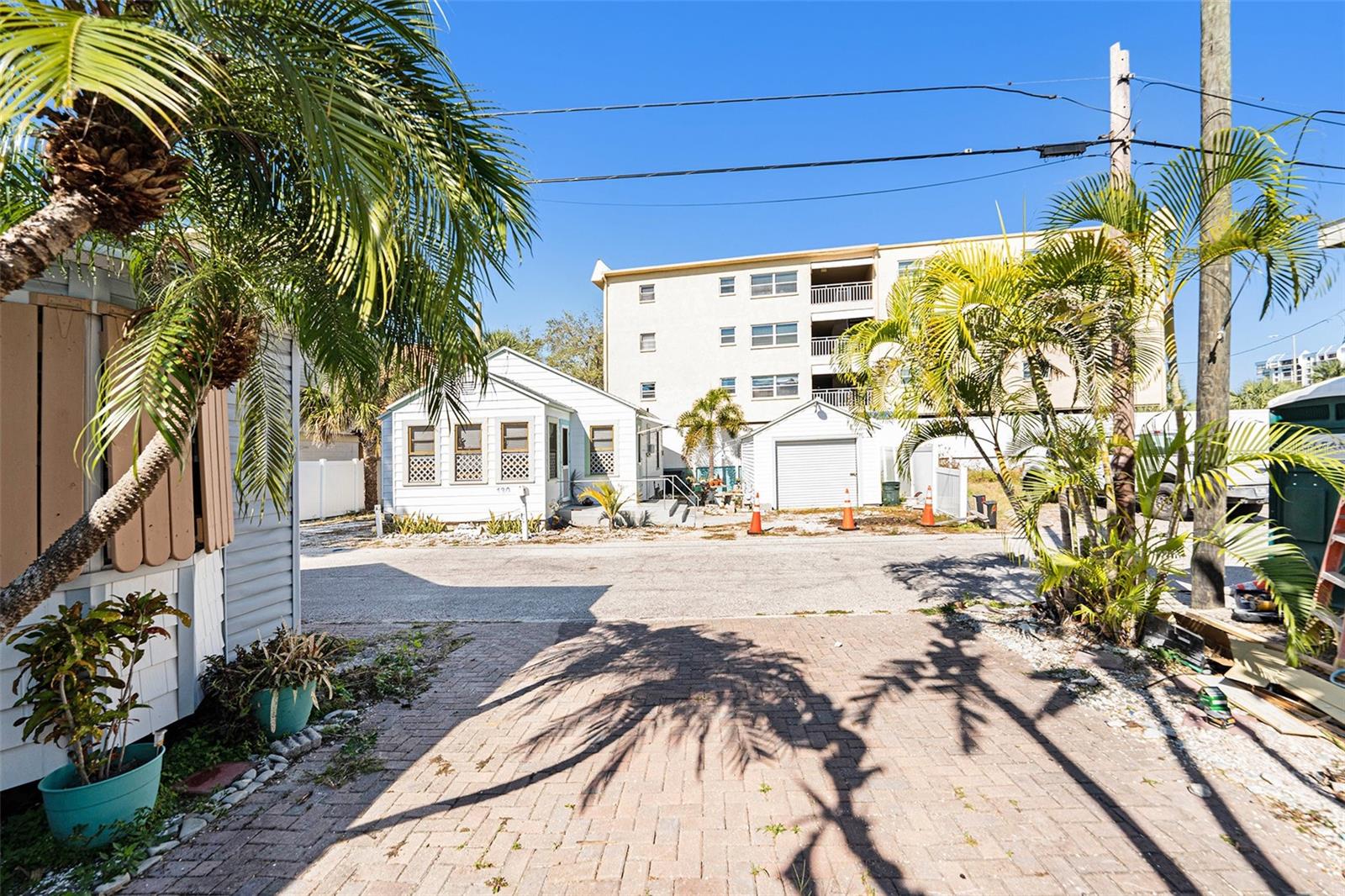 Image 21 of 35 For 125 95th Avenue