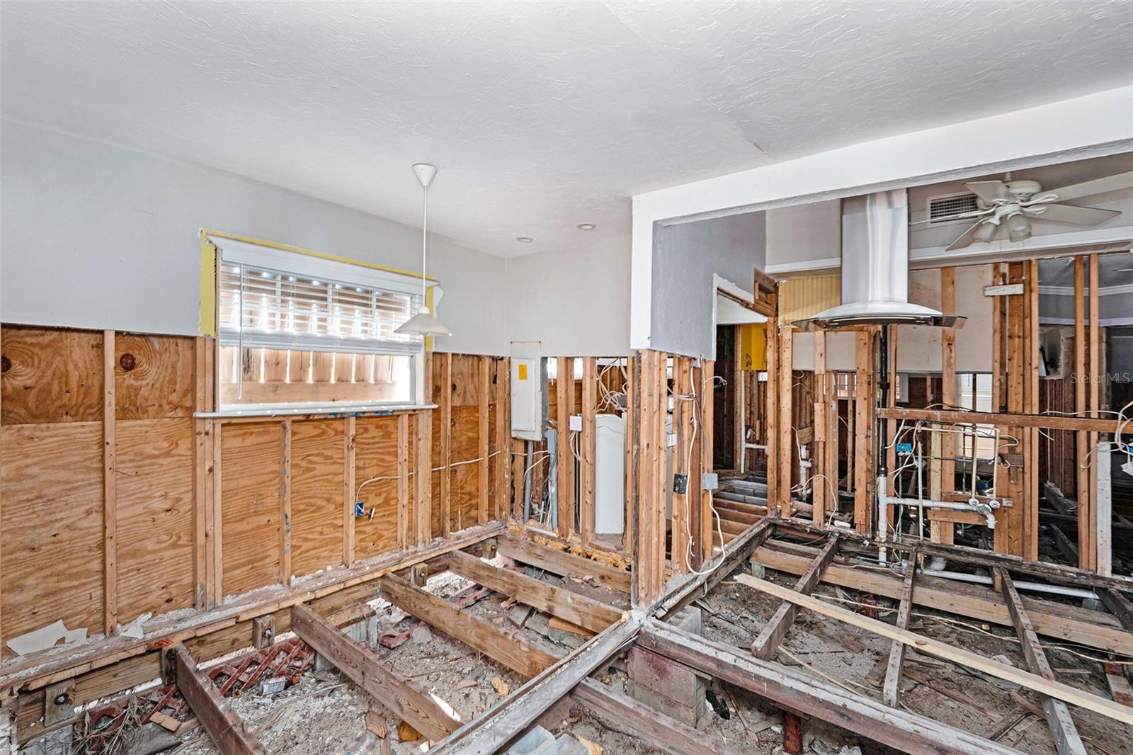 Image 9 of 35 For 125 95th Avenue