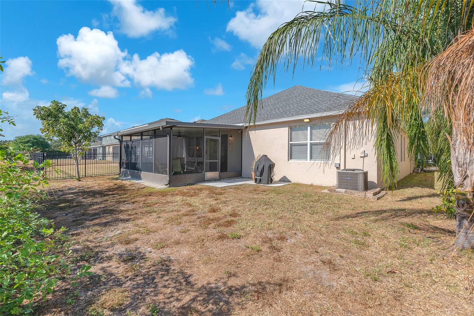 Image 24 of 40 For 9023 Sienna Moss Lane