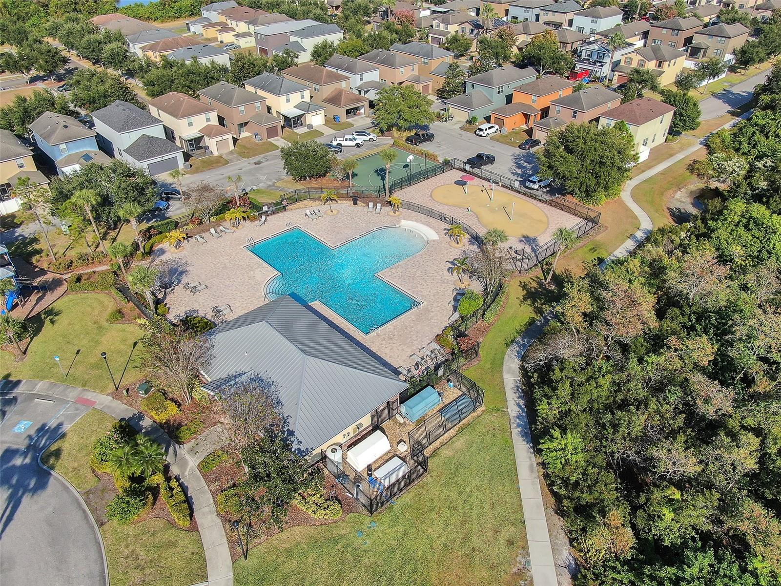 Image 33 of 40 For 9023 Sienna Moss Lane