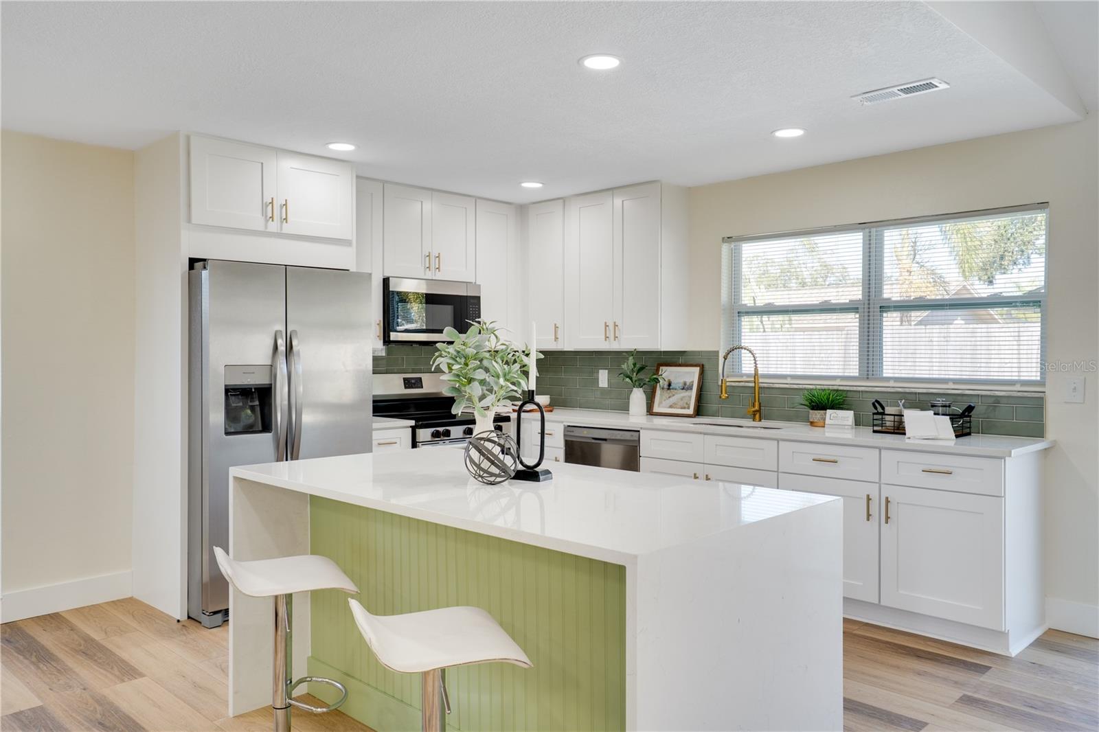 Image 11 of 44 For 13469 Sol Vista Drive