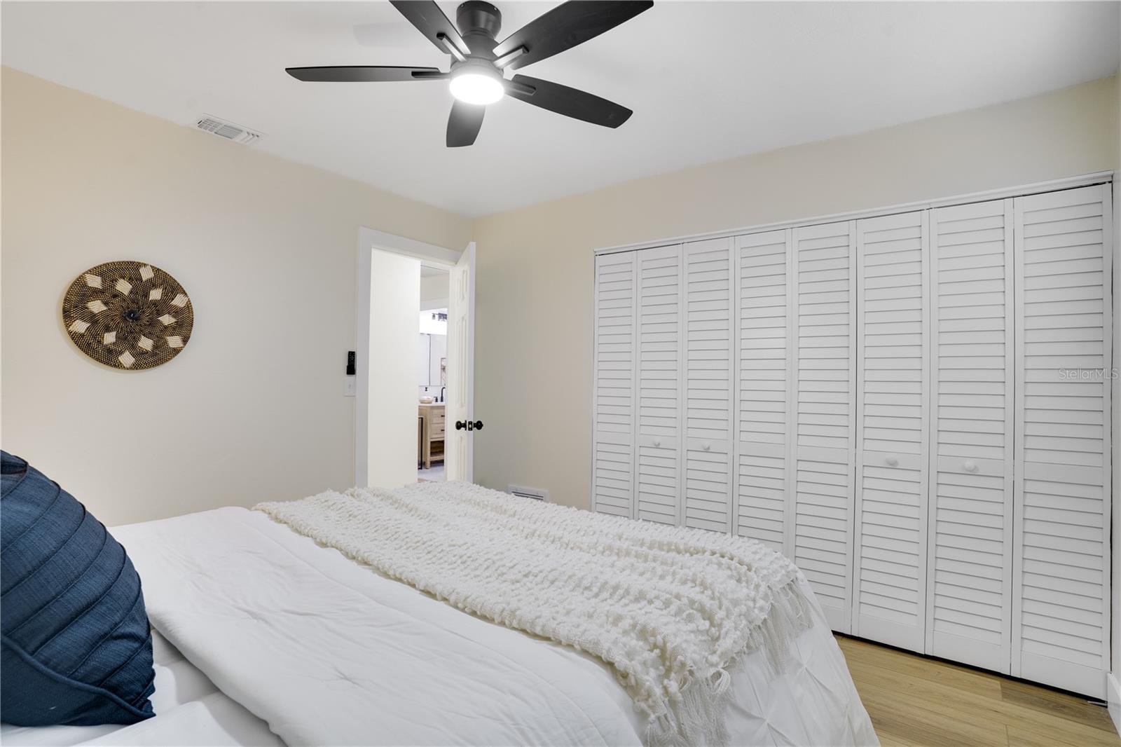 Image 25 of 44 For 13469 Sol Vista Drive