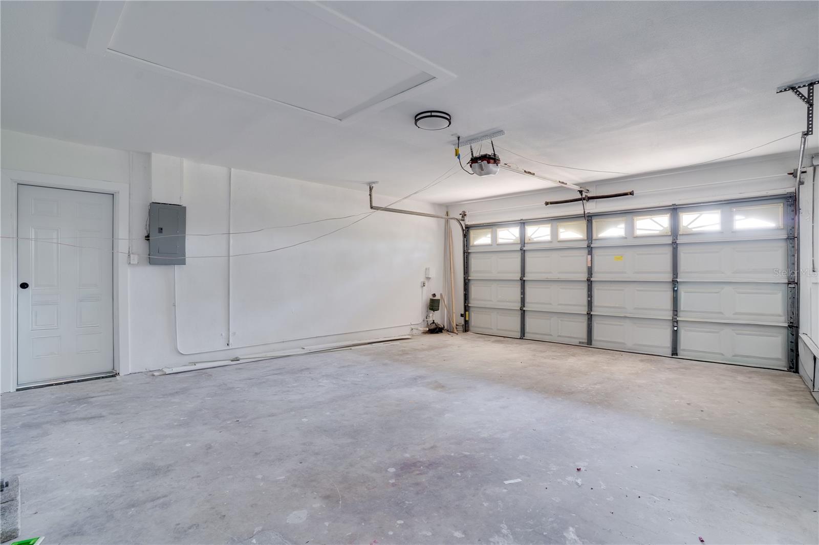 Image 33 of 44 For 13469 Sol Vista Drive