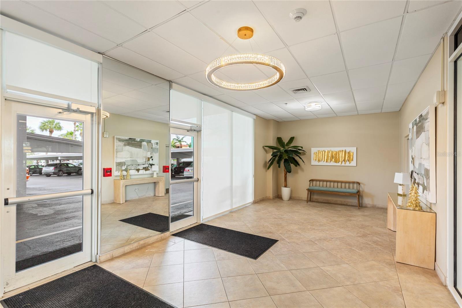 Image 50 of 53 For 675 Gulfview Boulevard 704