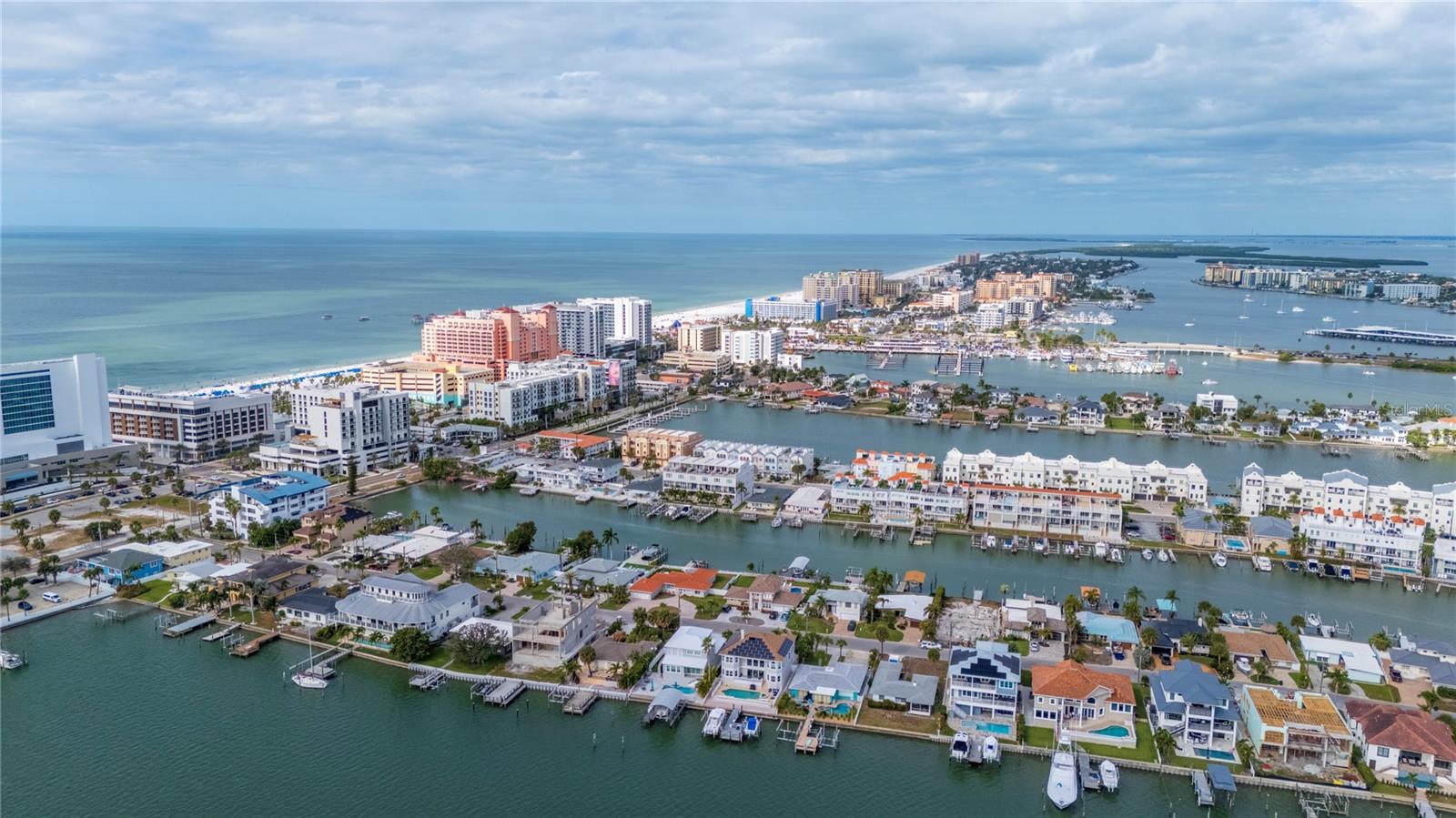 Image 51 of 53 For 675 Gulfview Boulevard 704