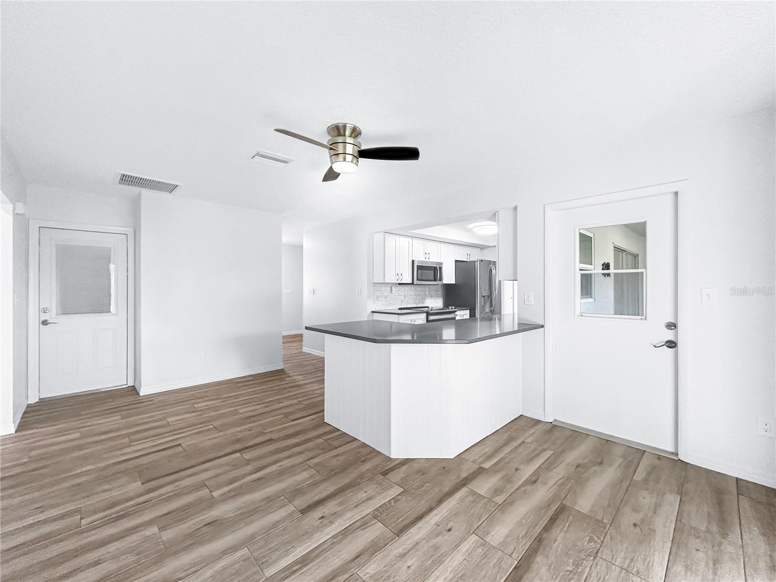 Image 17 of 52 For 1408 Del Webb Boulevard