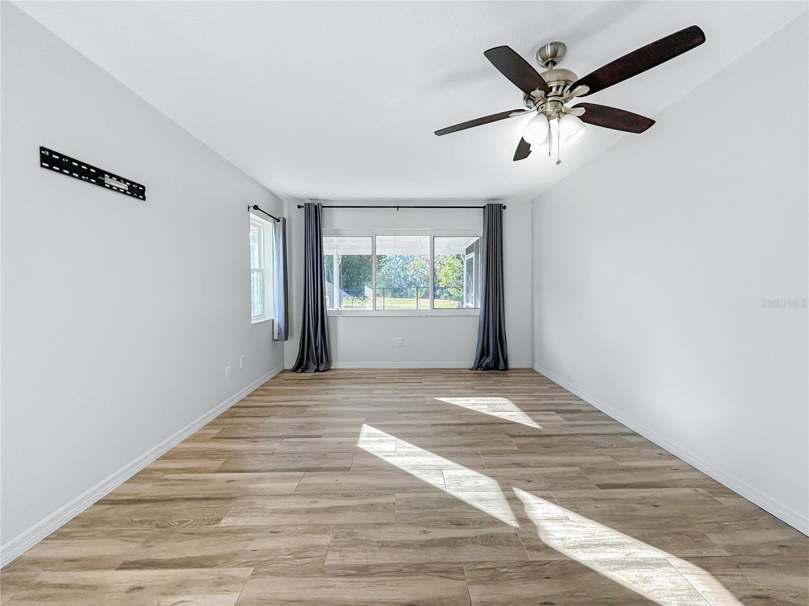 Image 22 of 52 For 1408 Del Webb Boulevard