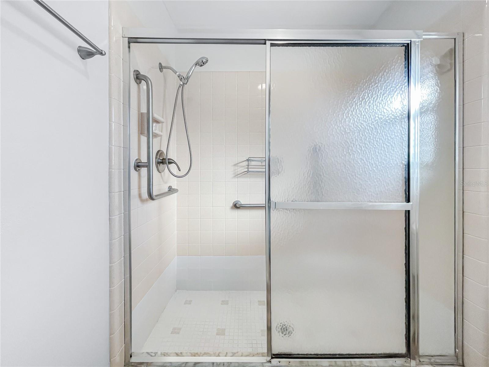 Image 25 of 52 For 1408 Del Webb Boulevard