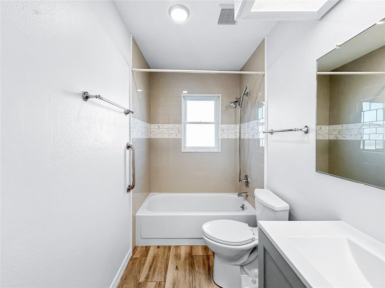 Image 31 of 52 For 1408 Del Webb Boulevard