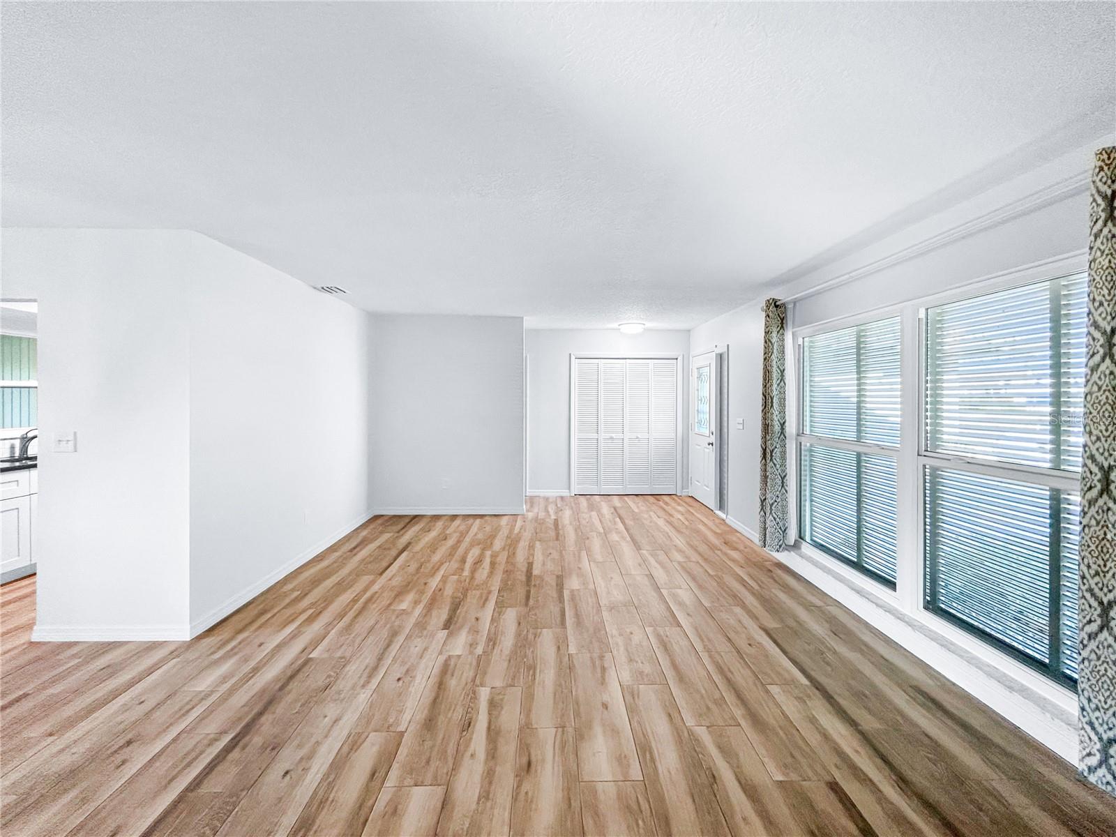 Image 7 of 52 For 1408 Del Webb Boulevard