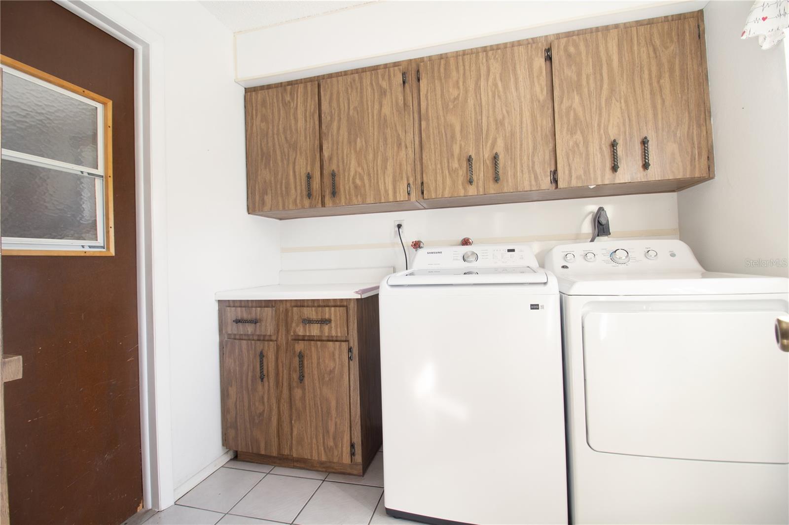 Image 10 of 34 For 12092 104th Court