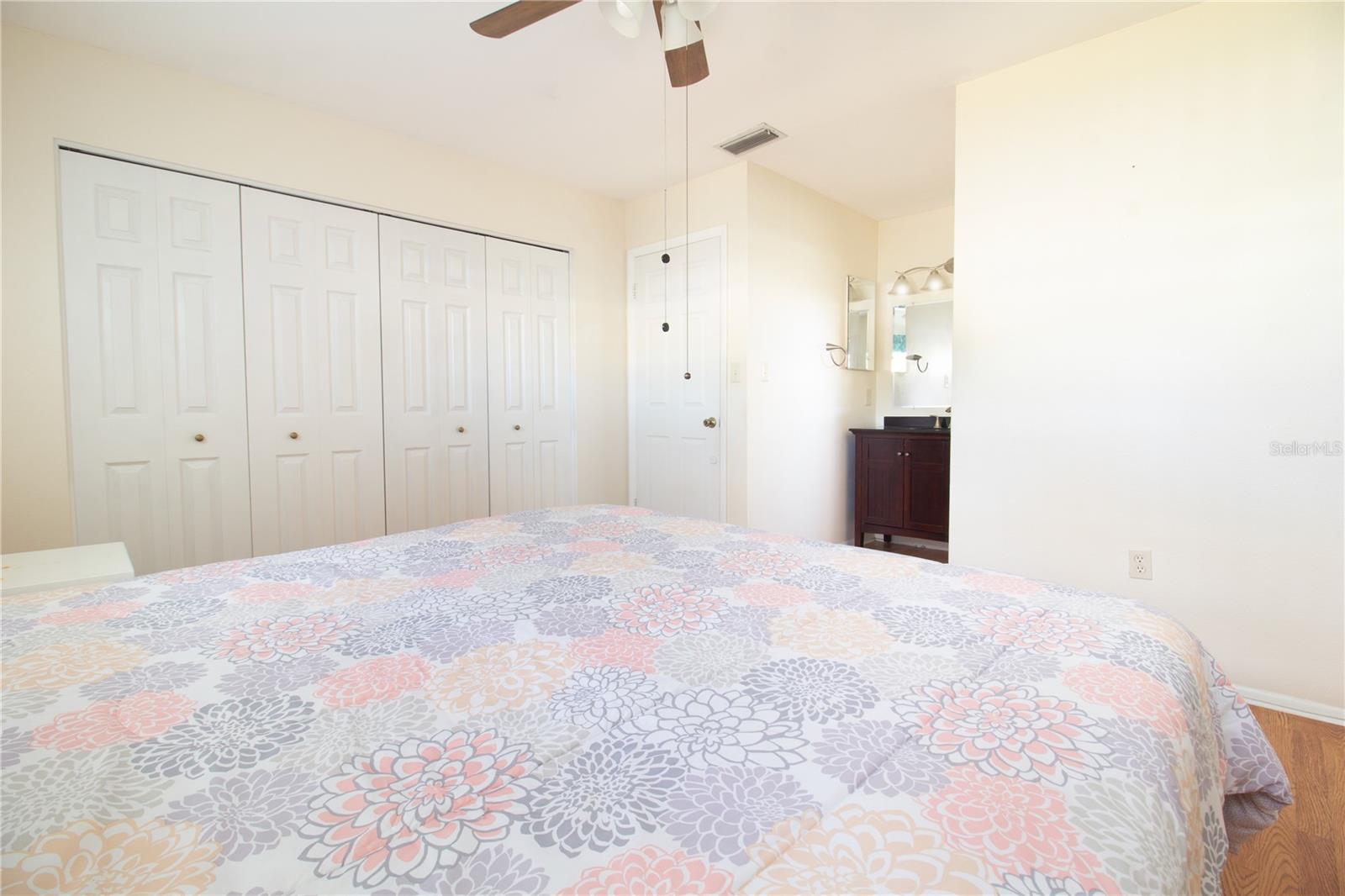 Image 14 of 34 For 12092 104th Court