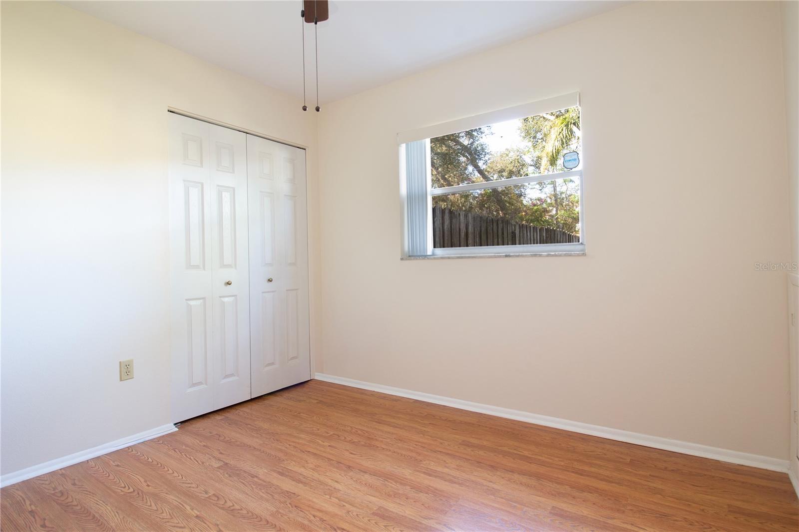 Image 16 of 34 For 12092 104th Court