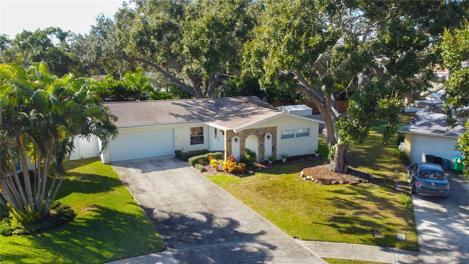 Image 27 of 34 For 12092 104th Court